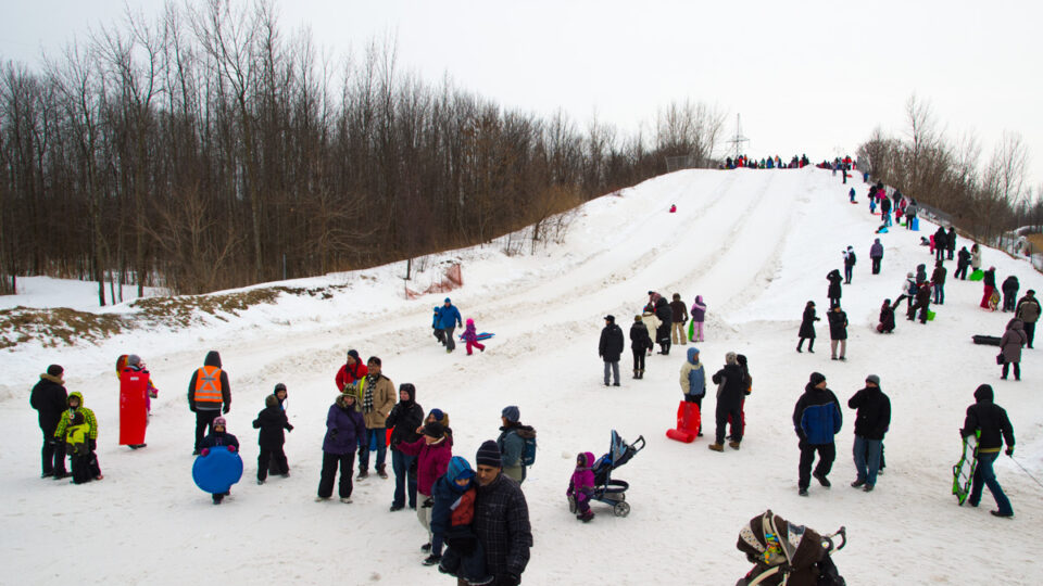 Les pentes à glisser du centre de plein air de Brossard.